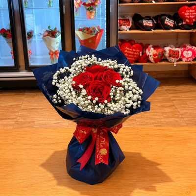 Buquê COM 4 ROSAS PREMIUM